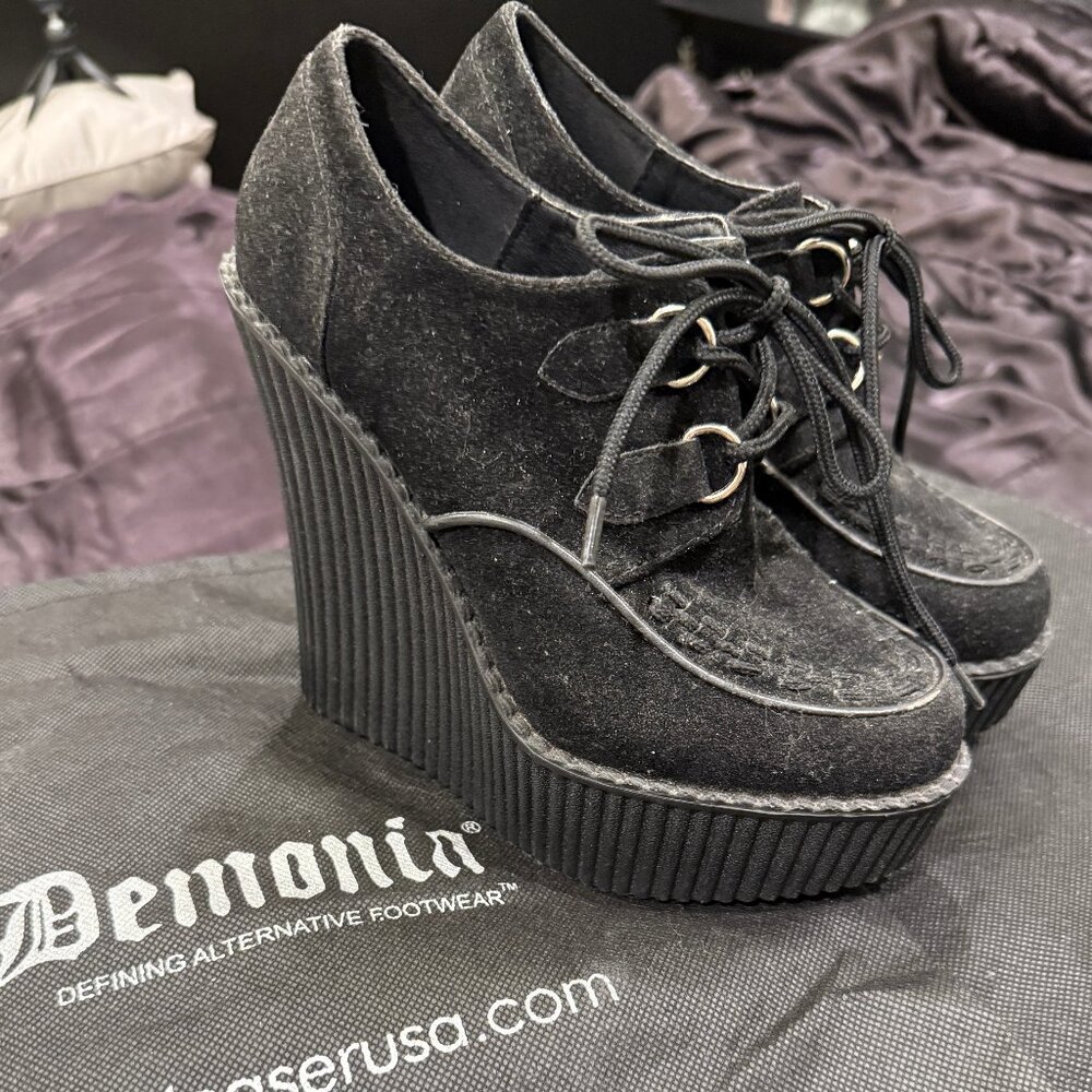 DEMONIA BLACK WITH GRAY PRINT SUEDE PLATFORM SHOES/BOOTIES